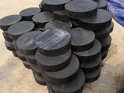 建华区板式橡胶支座由若干层橡胶片与薄钢板经加压硫化